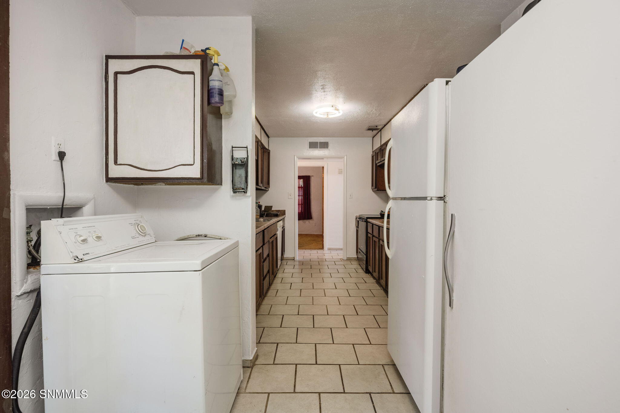 11-web-or-mls-Snappin Homes (Chisholm204