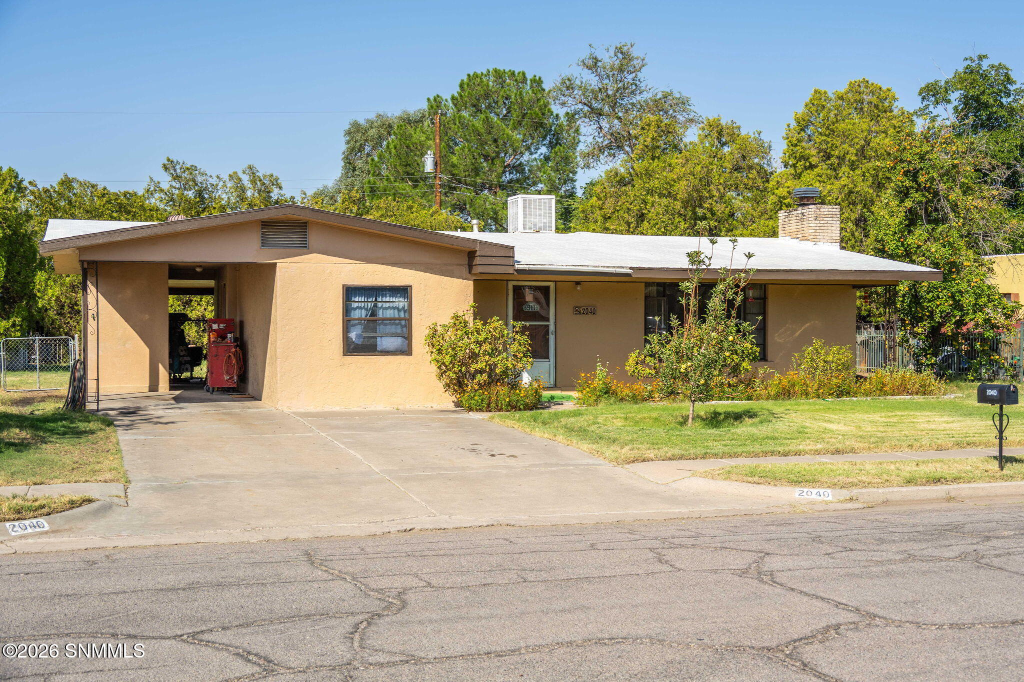 2-web-or-mls-Snappin Homes (Chisholm2040