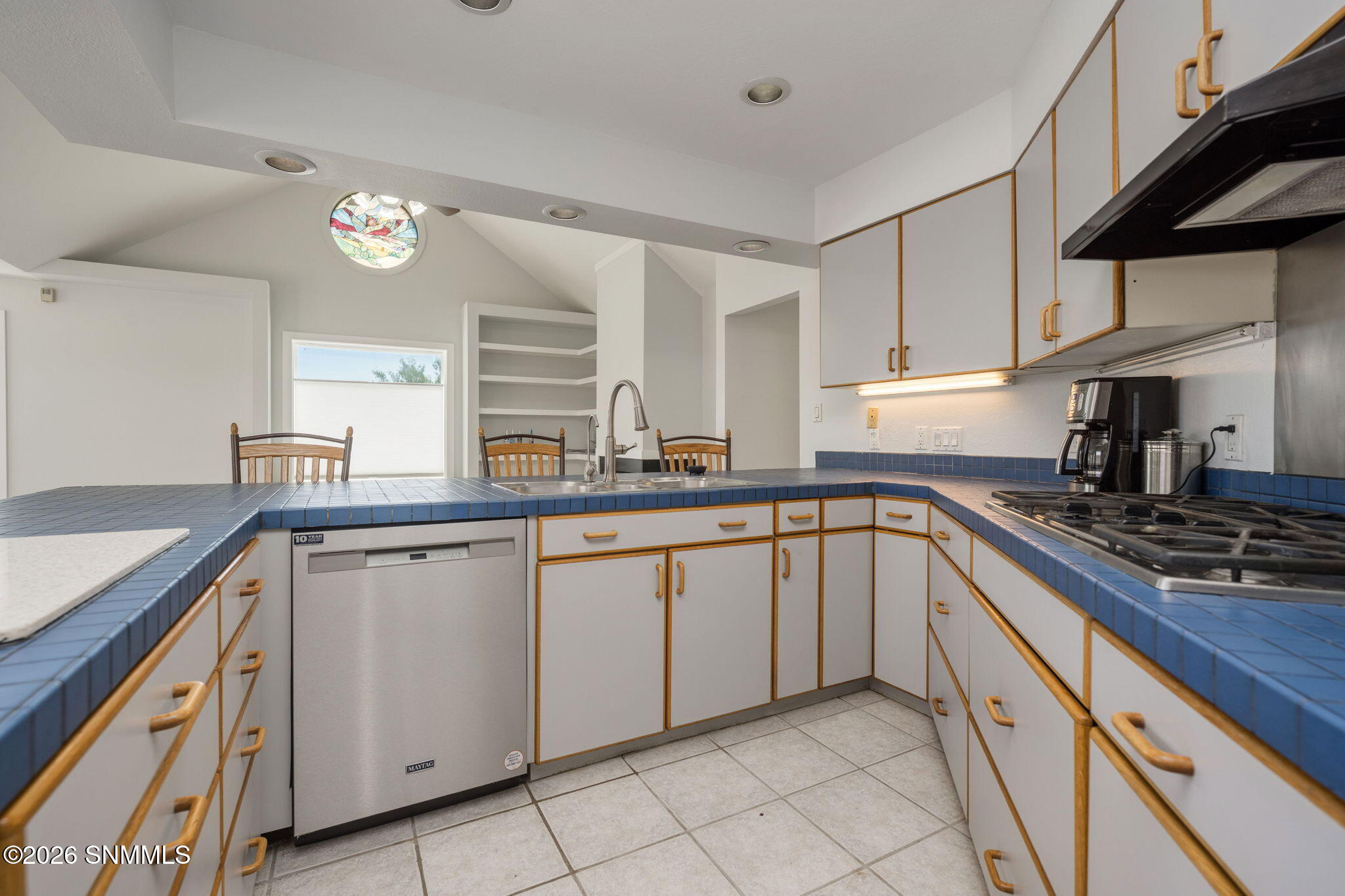 16-web-or-mls-Snappin Homes (Horseshoe14