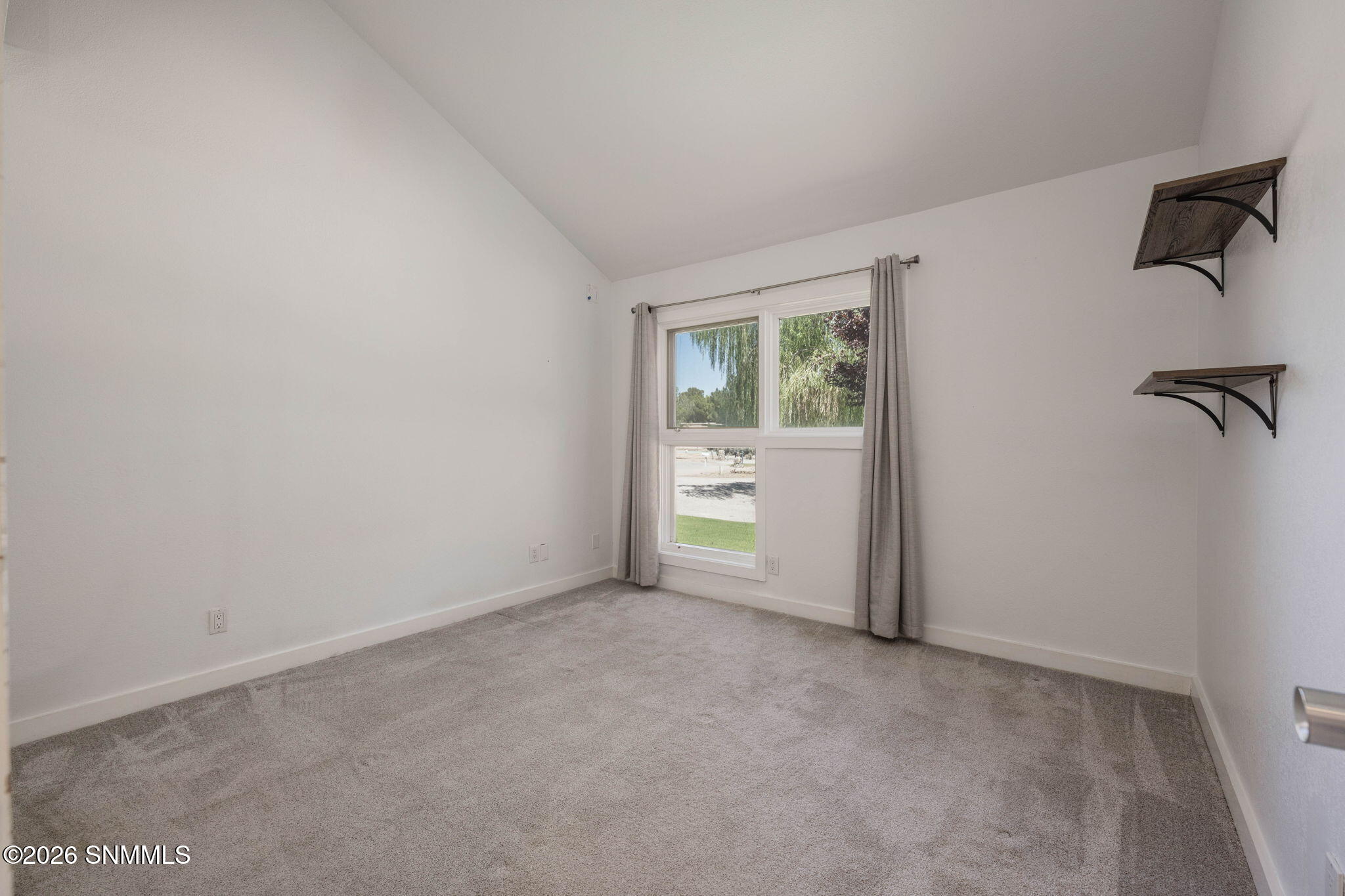 29-web-or-mls-Snappin Homes (Horseshoe14