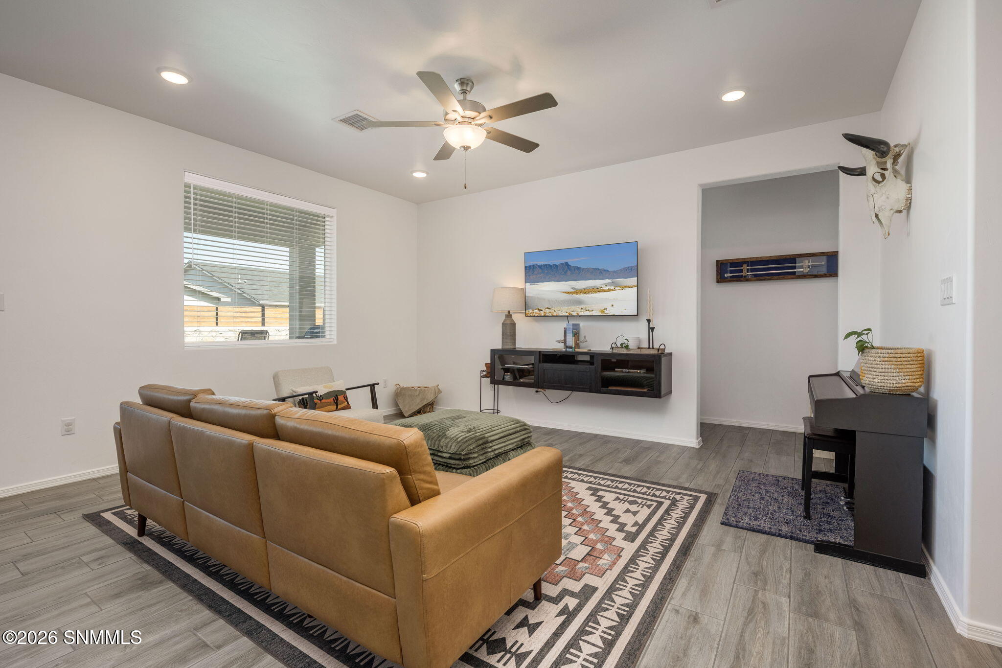 7-web-or-mls-Snappin Homes (Montgomery61