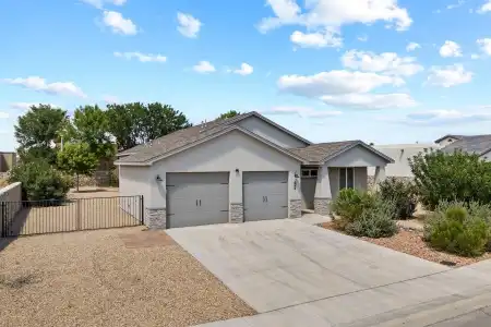 4601 Mesa Corta Drive, Las Cruces, New Mexico 88011, 3 Bedrooms Bedrooms, ,2 BathroomsBathrooms,Residential,For Sale,Mesa Corta,2602801