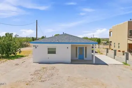 646 Snow Road, Las Cruces, New Mexico 88005, 3 Bedrooms Bedrooms, ,2 BathroomsBathrooms,Residential,For Sale,Snow,2602804