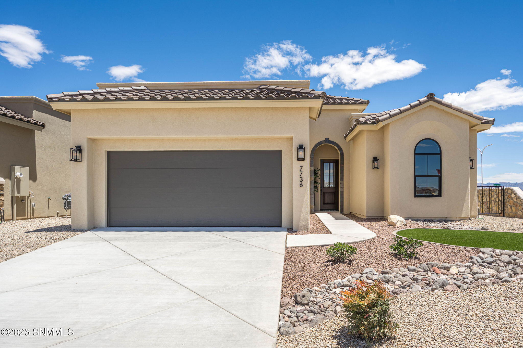1-web-or-mls-Snappin Homes (Celestial773