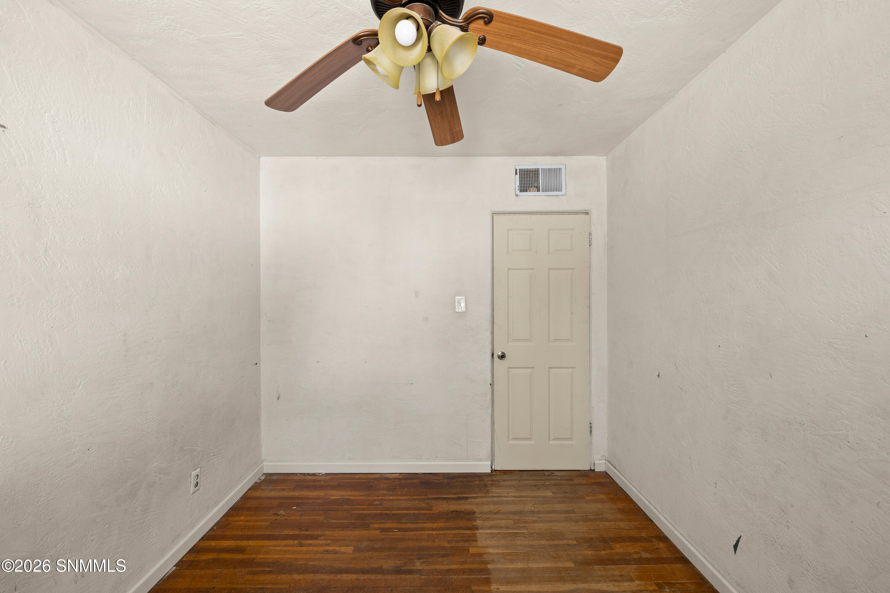 34-Keathley-MLS-Camera-Guy-20