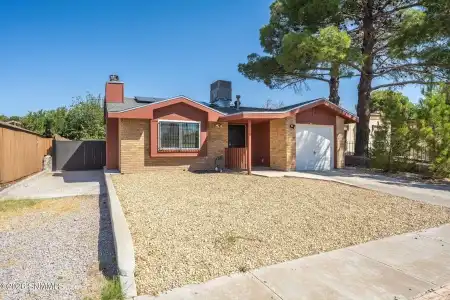 1883 Bridger Avenue, Las Cruces, New Mexico 88001, 2 Bedrooms Bedrooms, ,1.75 BathroomsBathrooms,Residential,For Sale,Bridger,2602819