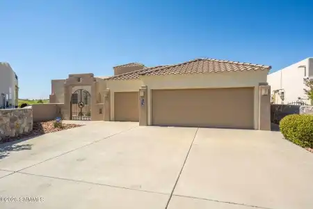 2268 Sedona Hills Parkway, Las Cruces, New Mexico 88011, 3 Bedrooms Bedrooms, ,2.25 BathroomsBathrooms,Residential,For Sale,Sedona Hills,2602821