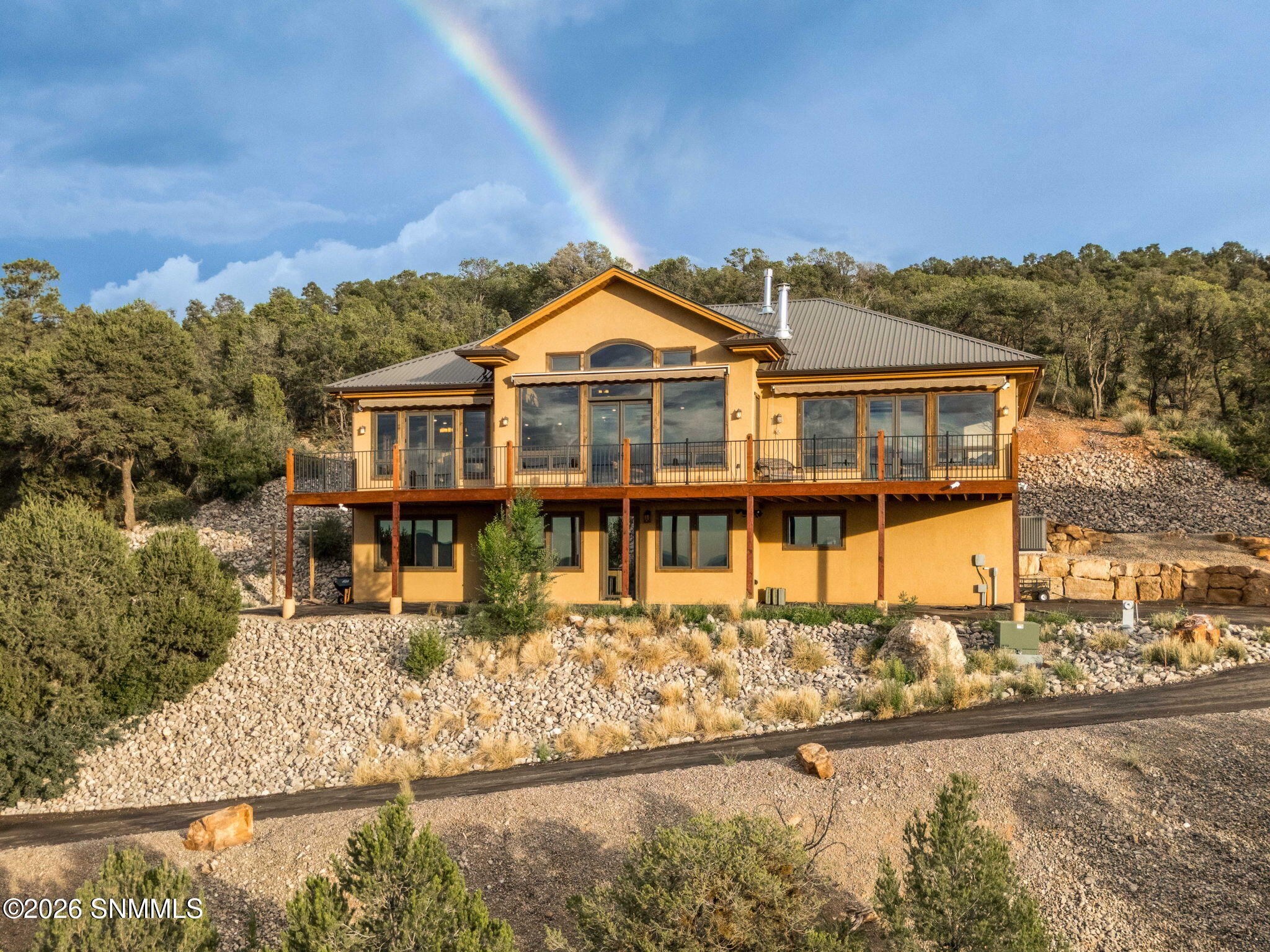 1-web-or-mls-Snappin Homes (Westside157)