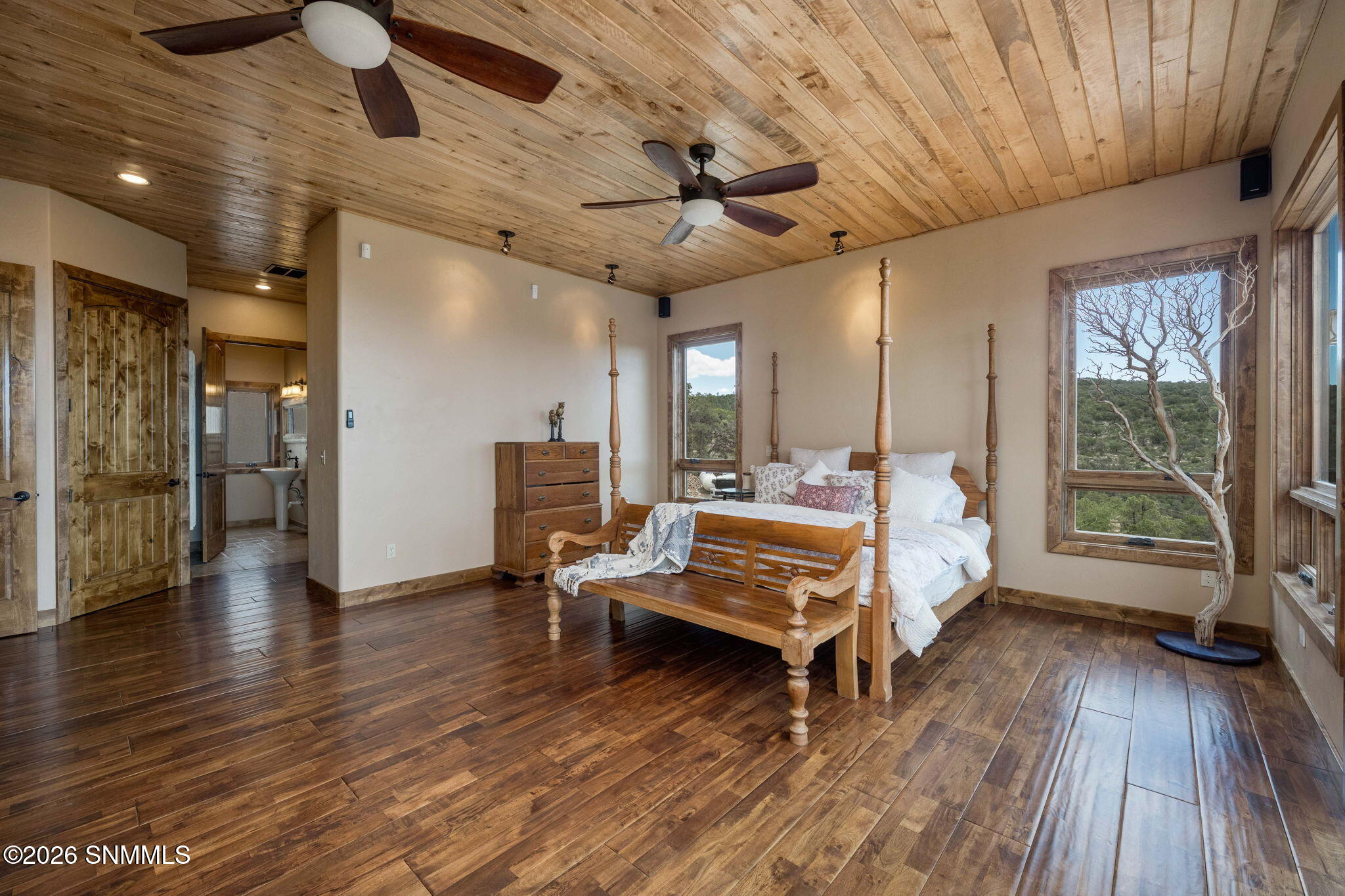 22-web-or-mls-Snappin Homes (Westside157