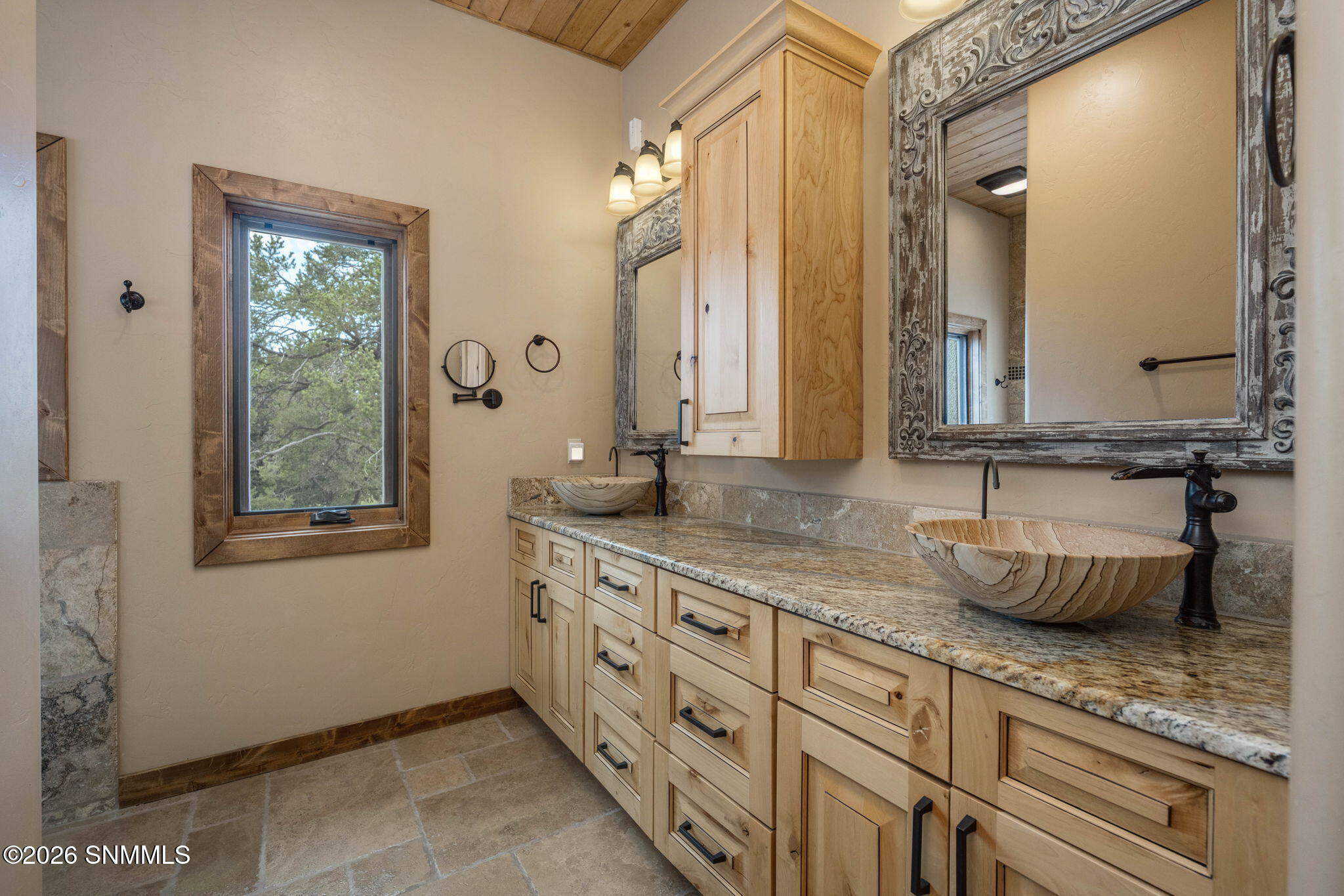 26-web-or-mls-Snappin Homes (Westside157