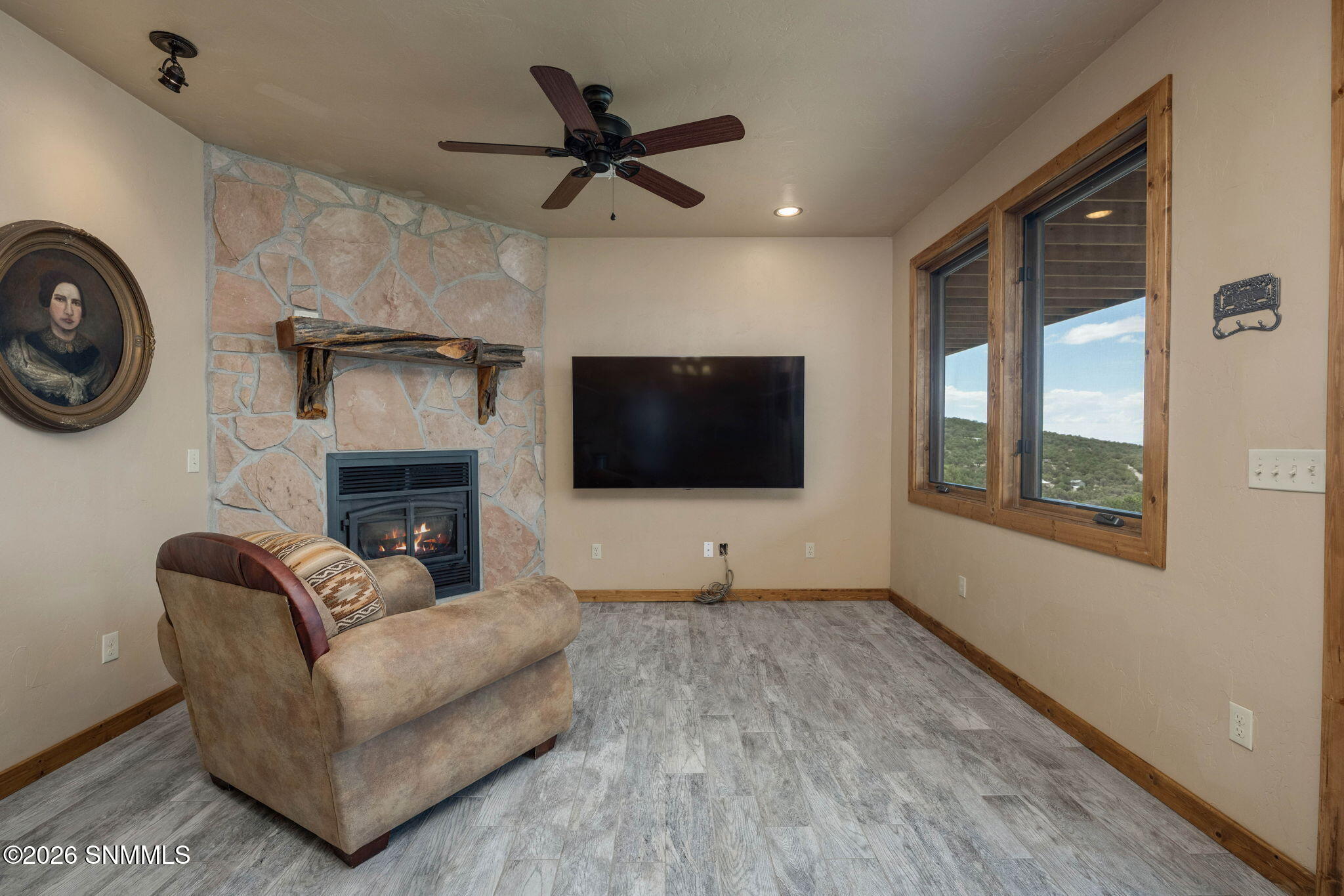 36-web-or-mls-Snappin Homes (Westside157