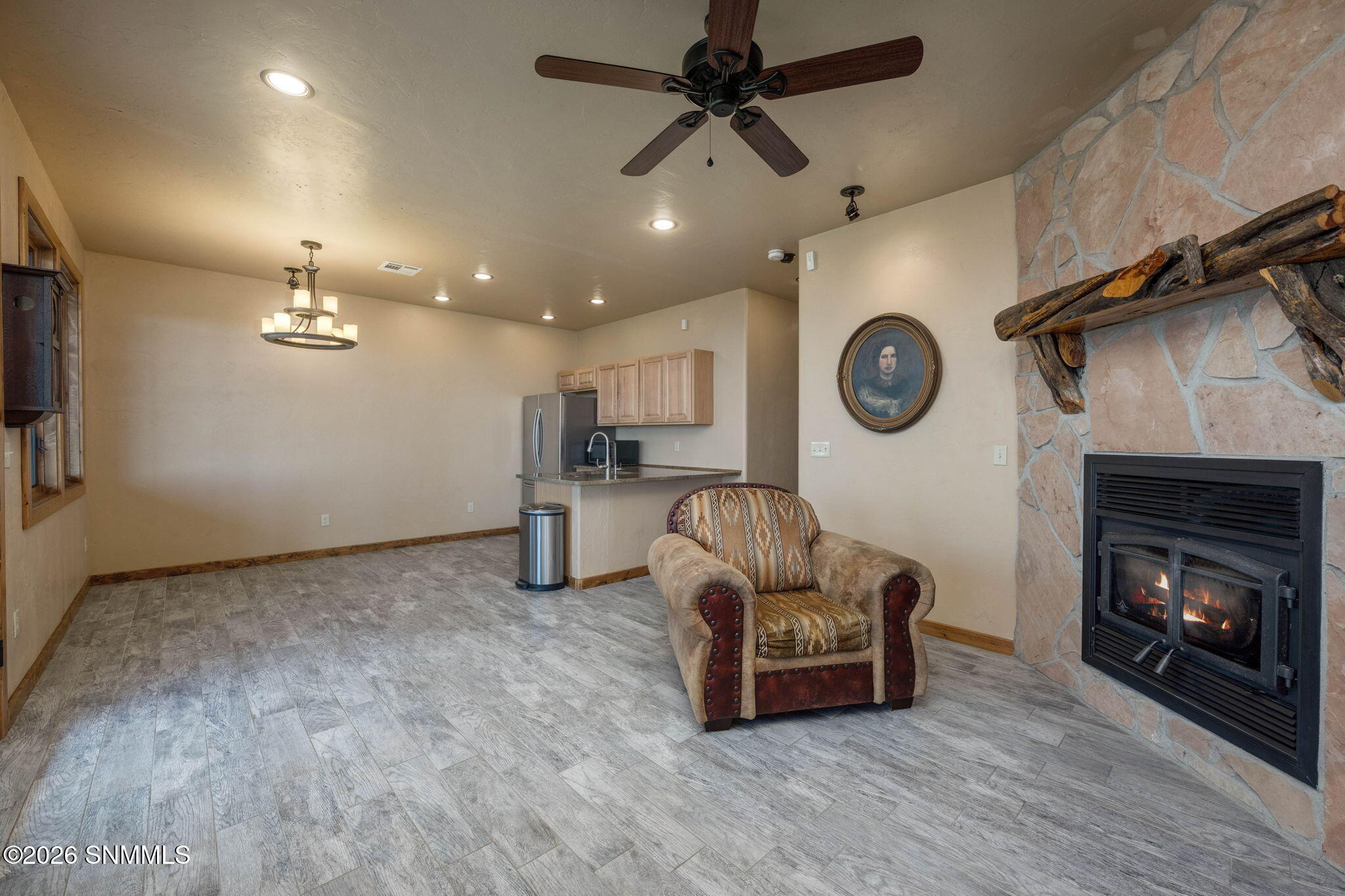 38-web-or-mls-Snappin Homes (Westside157