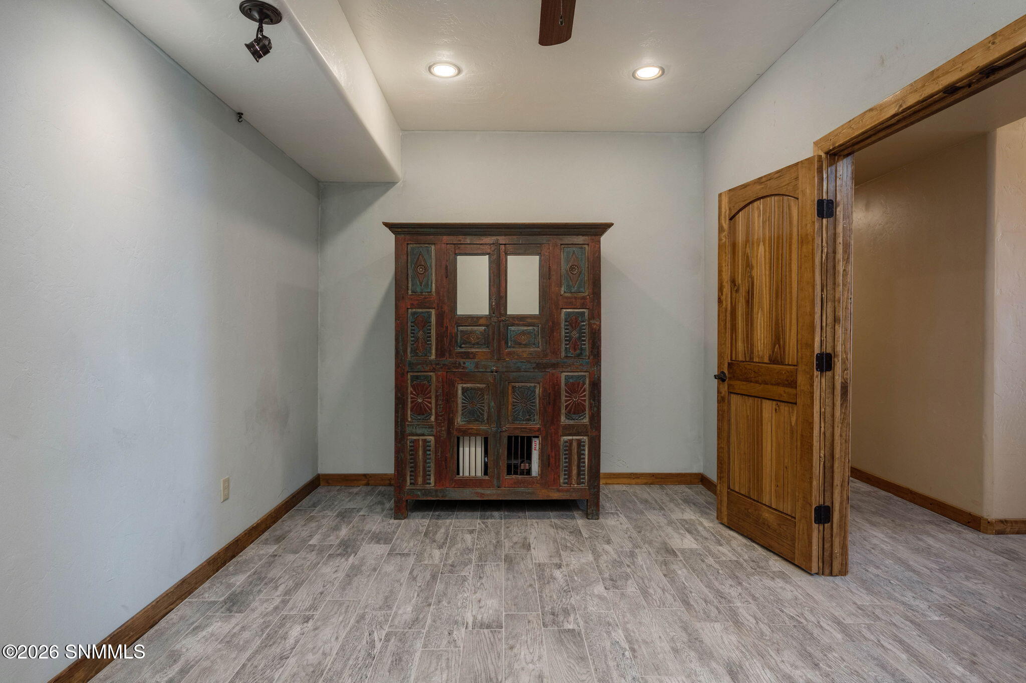 44-web-or-mls-Snappin Homes (Westside157