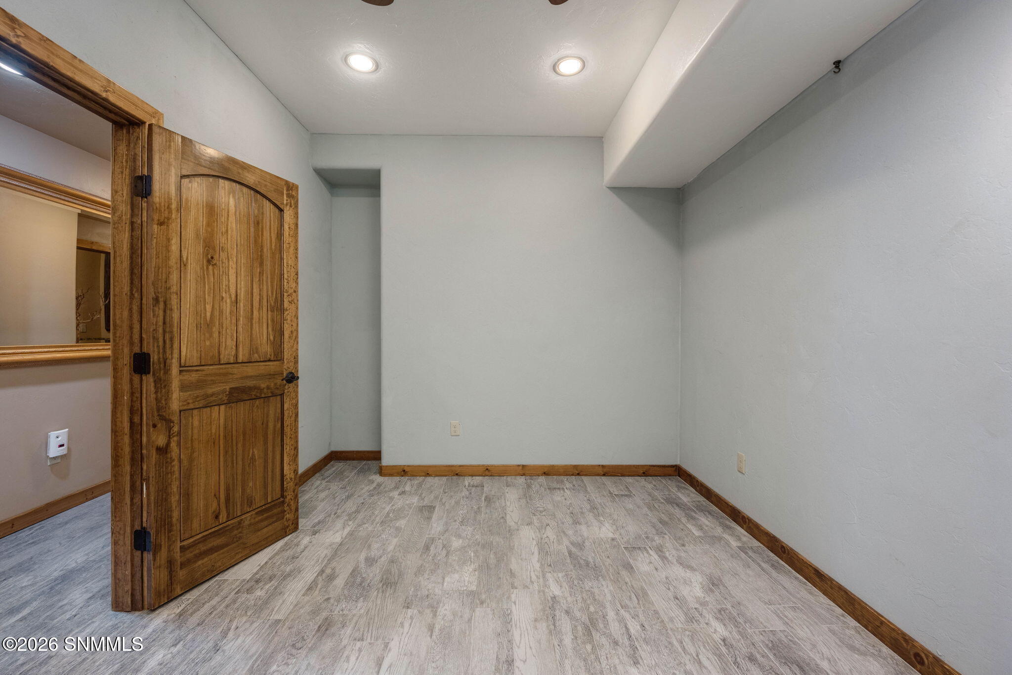 45-web-or-mls-Snappin Homes (Westside157