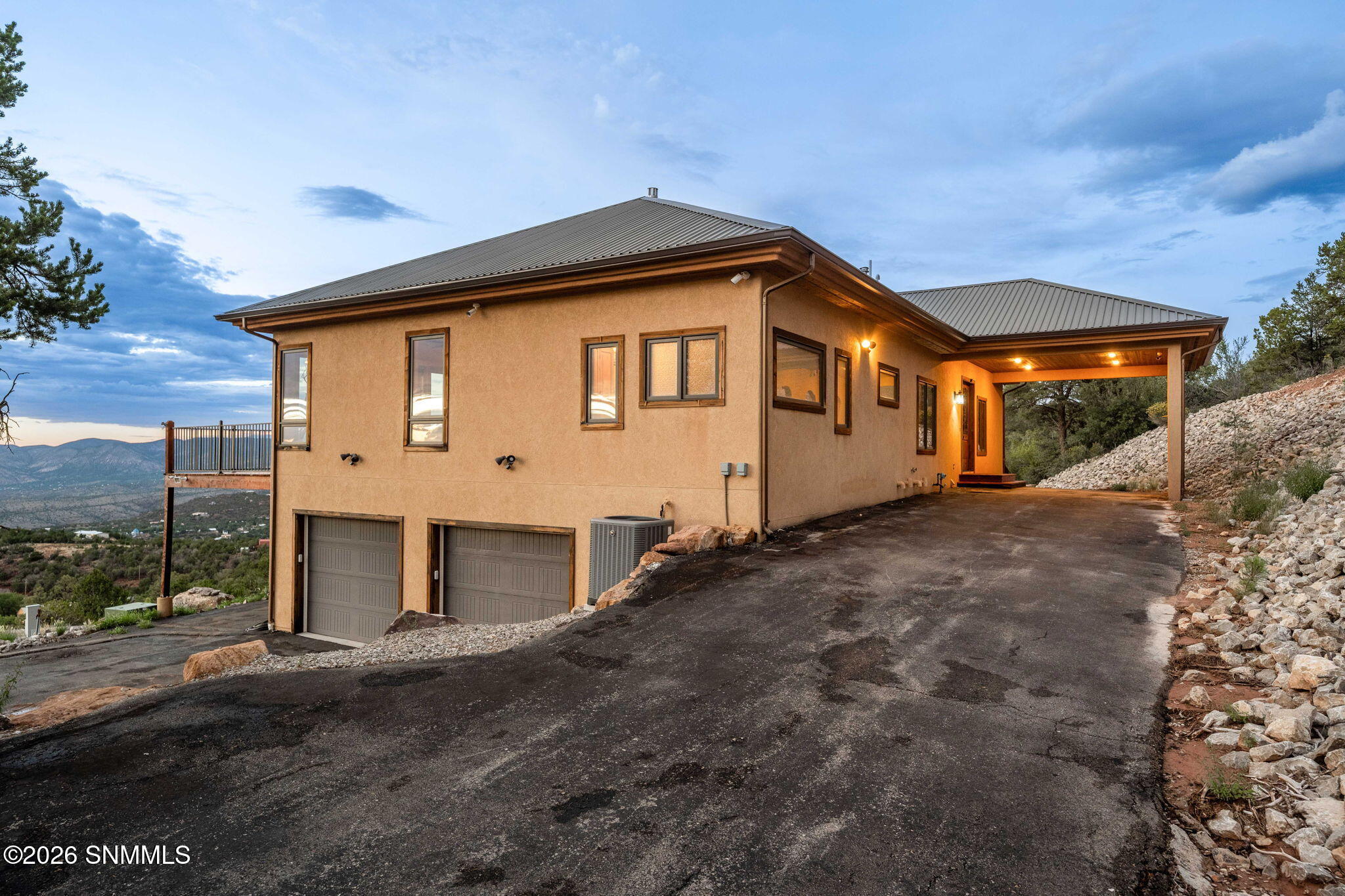 74-web-or-mls-Snappin Homes (Westside157