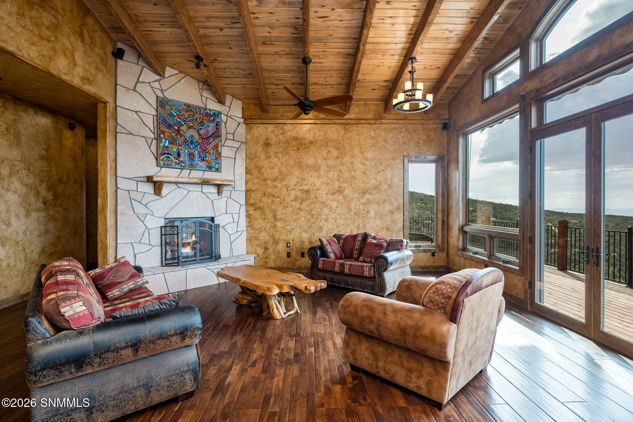 8-web-or-mls-Snappin Homes (Westside157)
