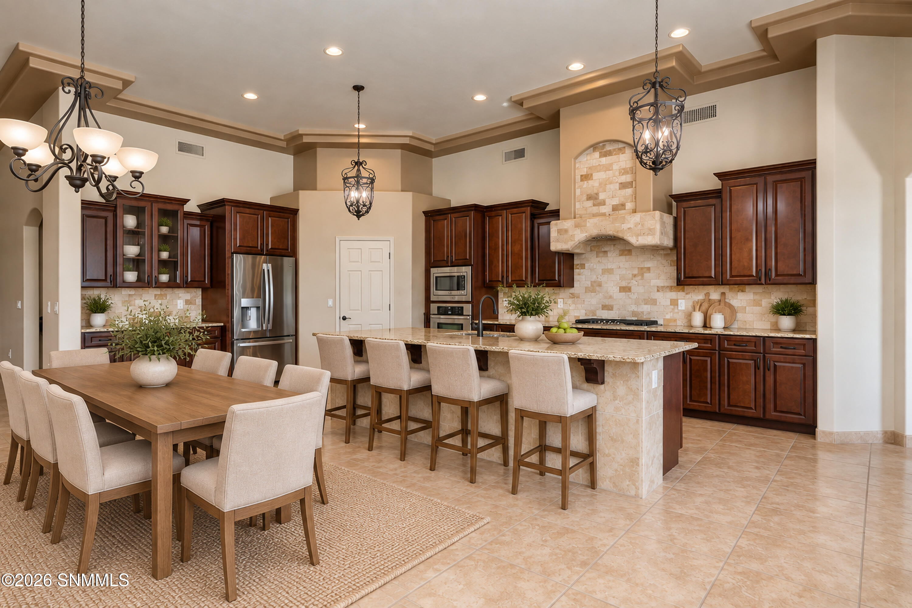 MLS_Kitchen_Dining_4_Barstools_High_Reso