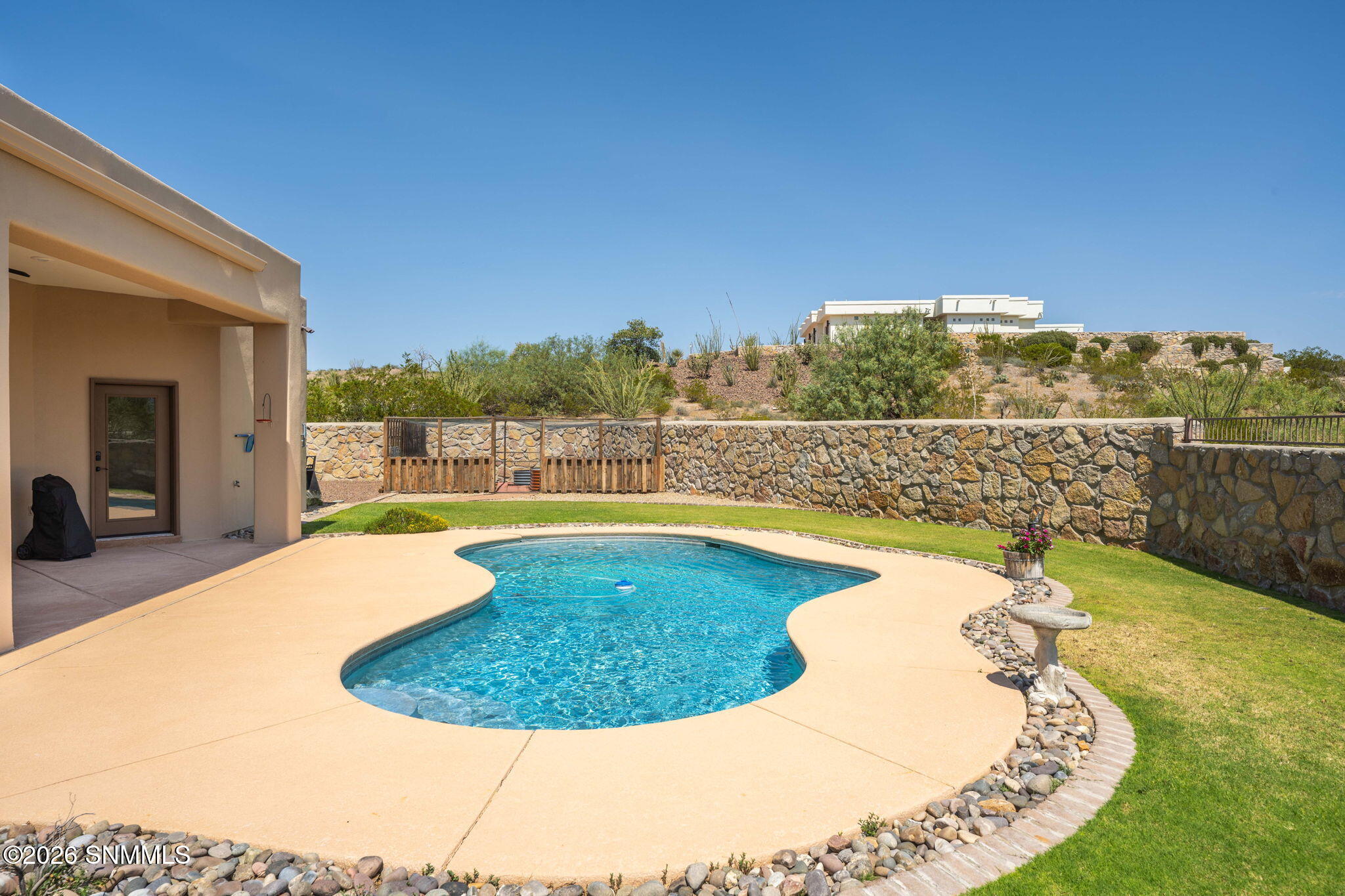 55-web-or-mls-Snappin Homes (CalleDePara