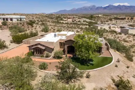 5667 Calle De Paradise, Las Cruces, New Mexico 88011, 3 Bedrooms Bedrooms, ,2.5 BathroomsBathrooms,Residential,For Sale,Calle De Paradise,2602840