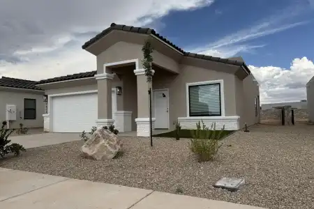 7474 Eagle Vista Street, Las Cruces, New Mexico 88012, 3 Bedrooms Bedrooms, ,2 BathroomsBathrooms,Residential,For Sale,Eagle Vista,2602843