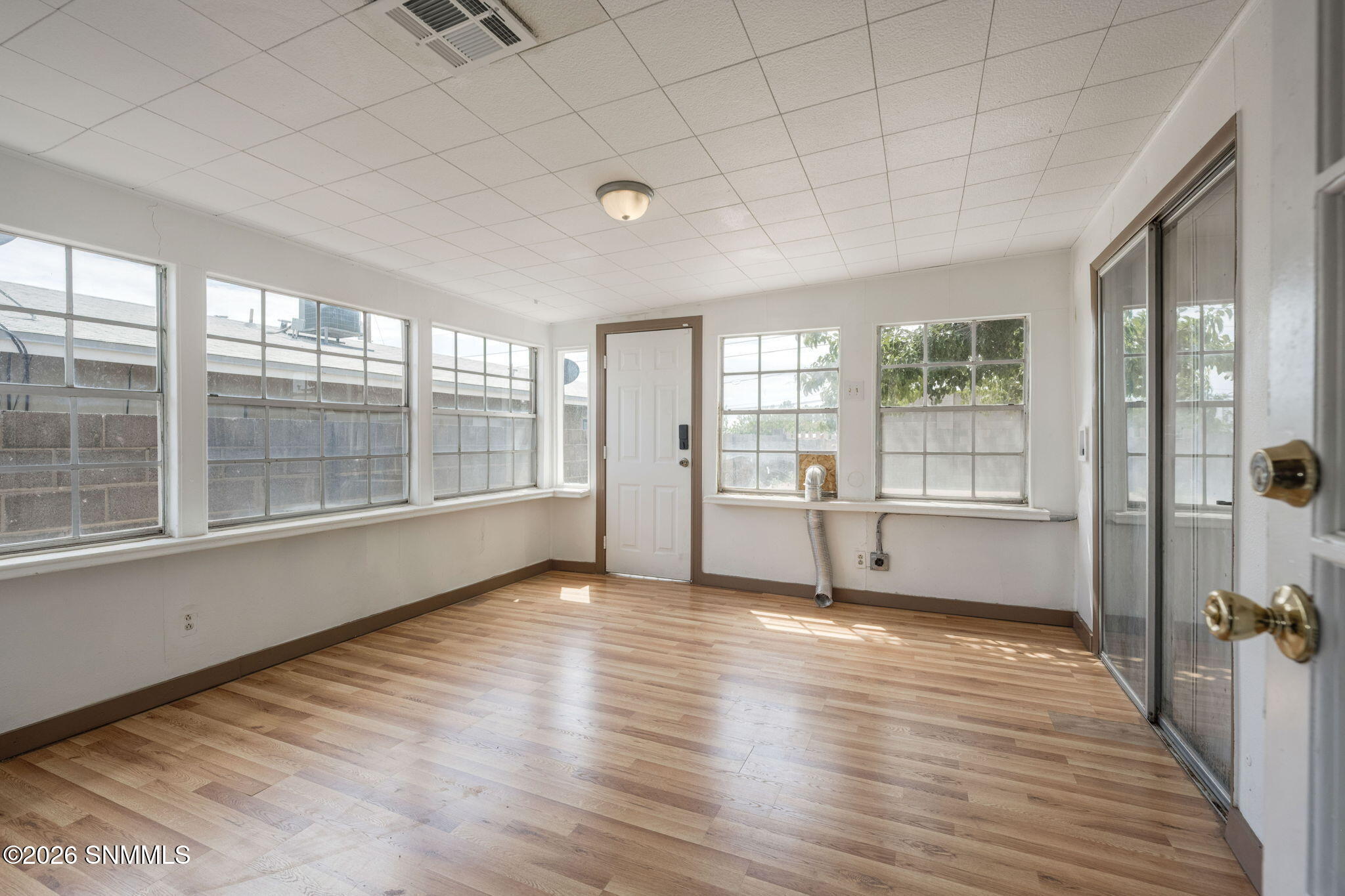 23-web-or-mls-Snappin Homes (Lujan520)-2