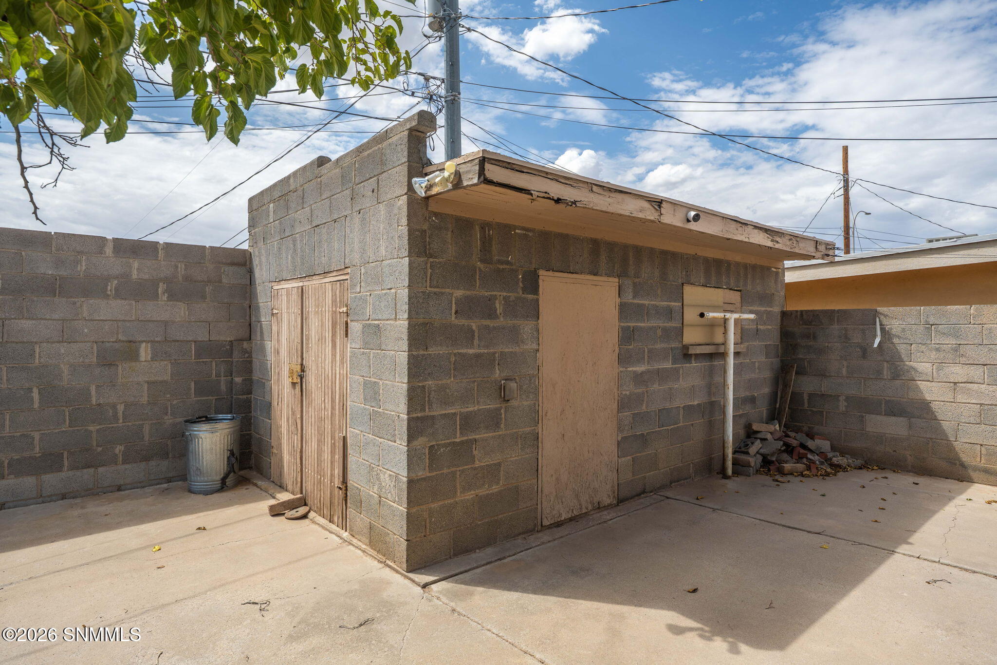 28-web-or-mls-Snappin Homes (Lujan520)-2