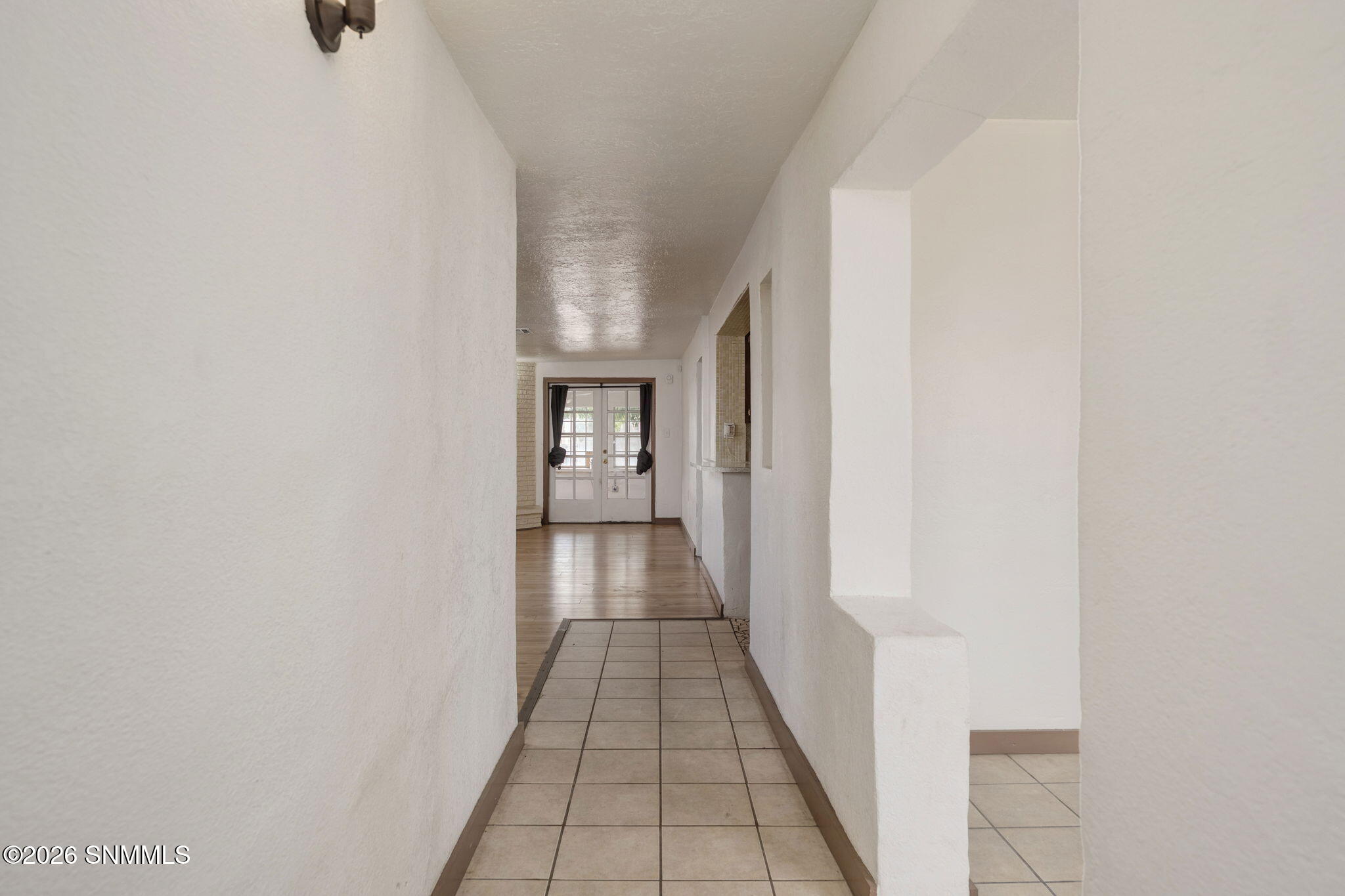 3-web-or-mls-Snappin Homes (Lujan520)-3