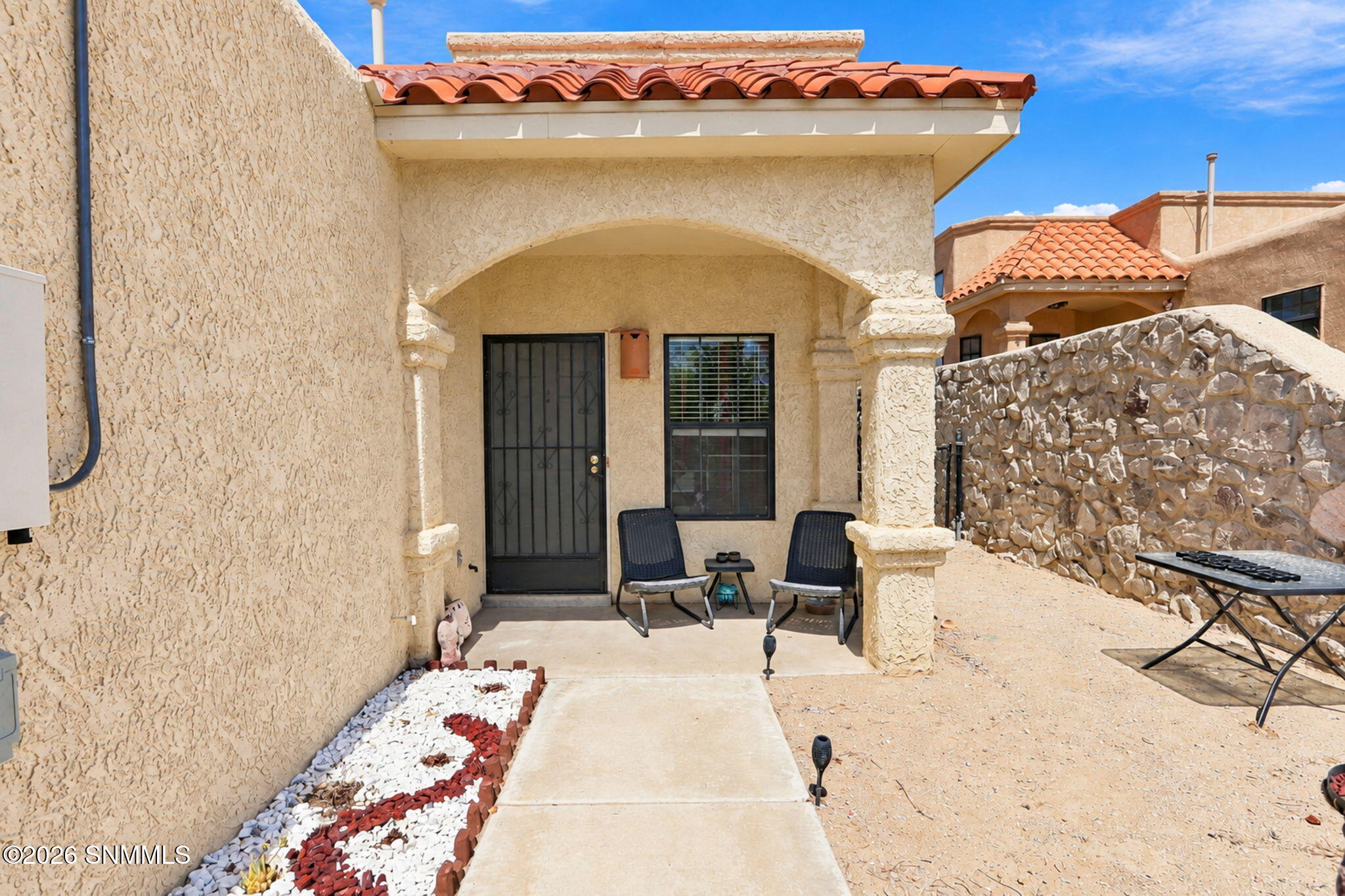 6-web-or-mls-Exterior6