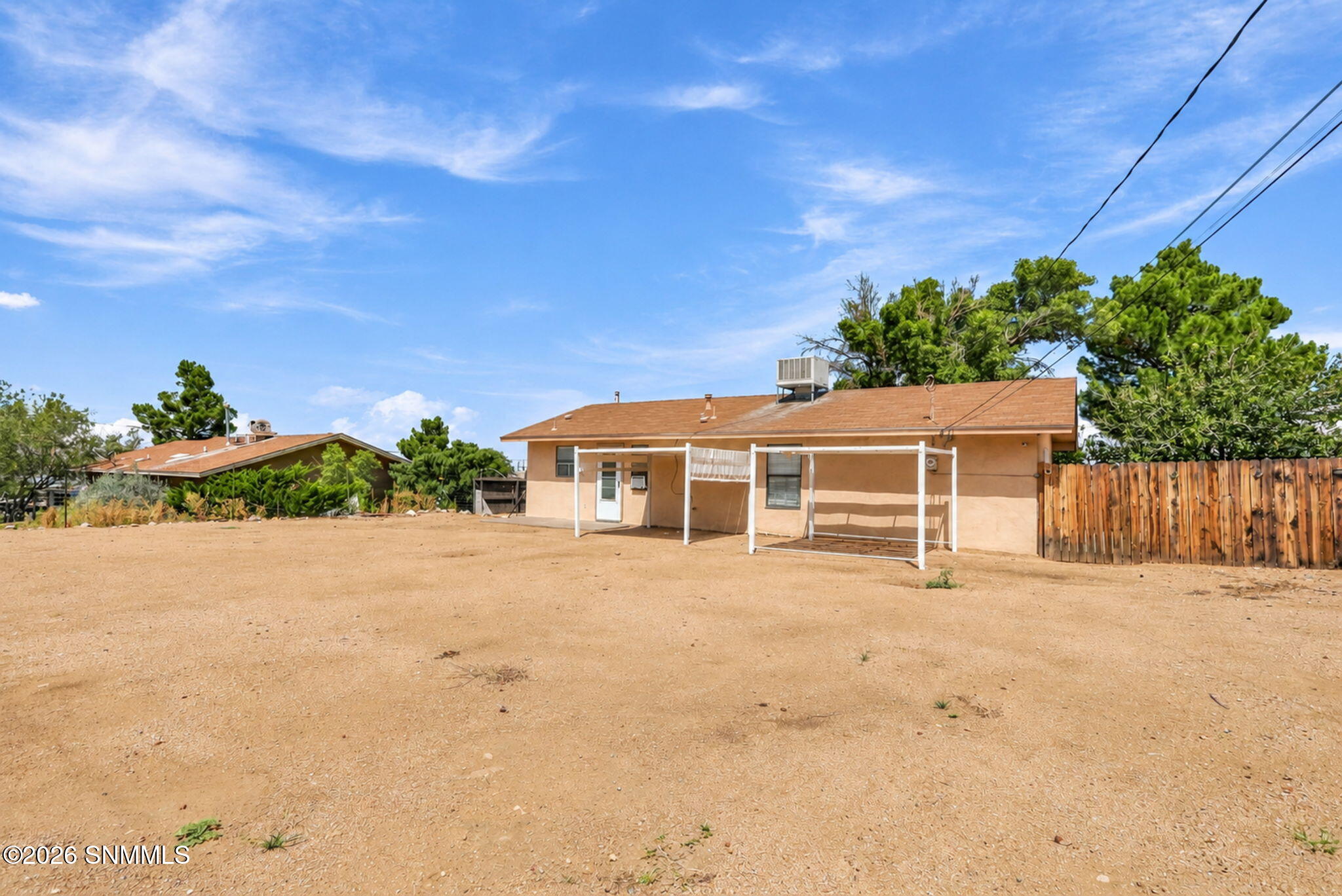 13-web-or-mls-Exterior13