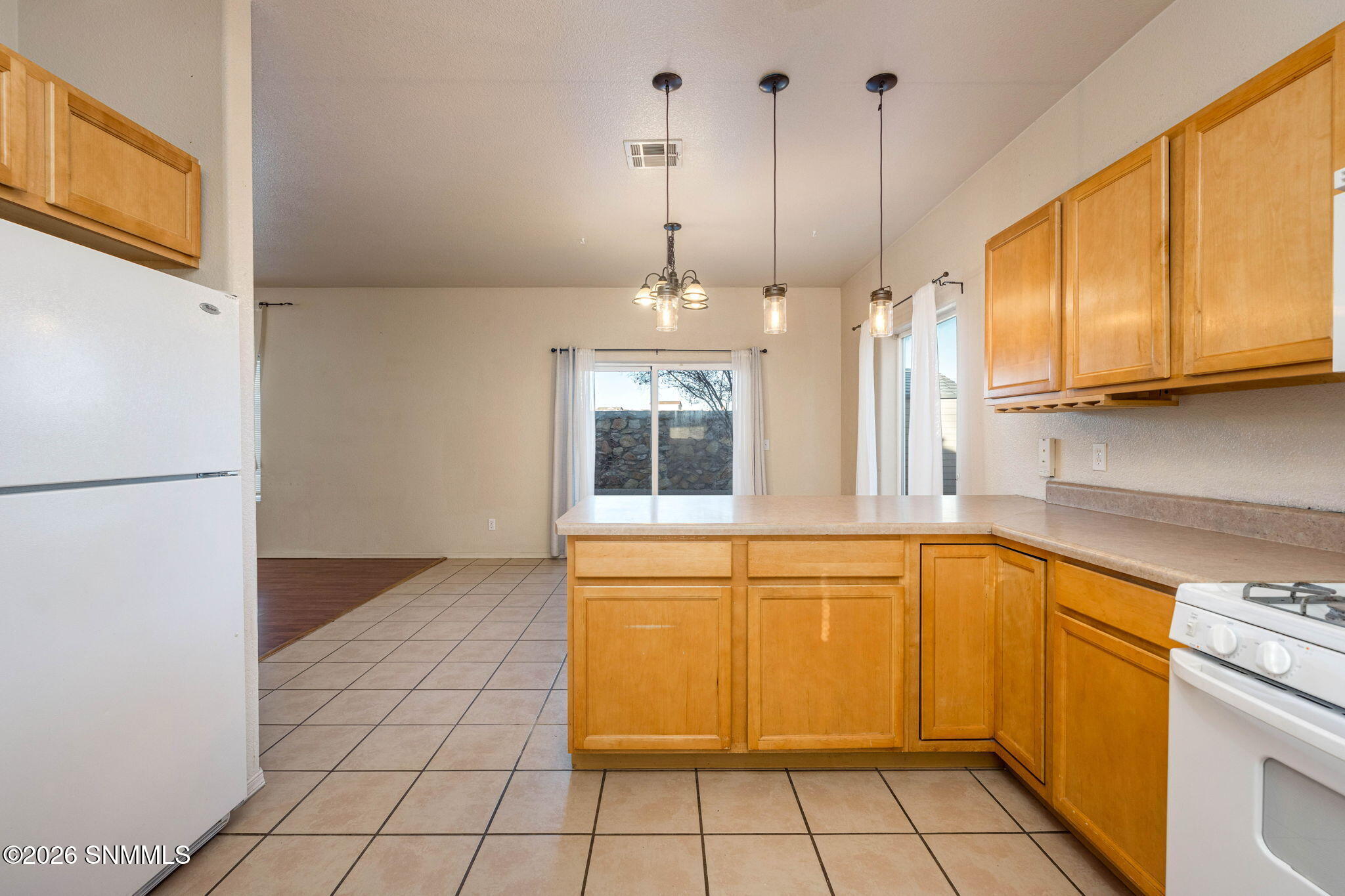 18-web-or-mls-Snappin Homes (Rimrock4626