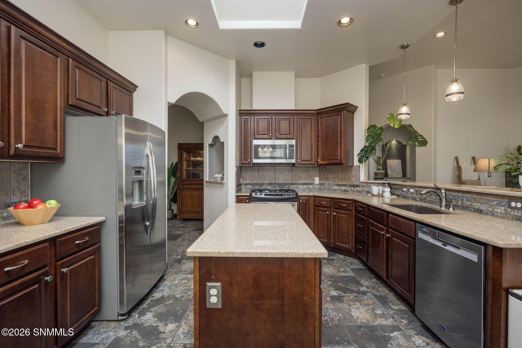18-web-or-mls-Snappin Homes (Ceres4238)-