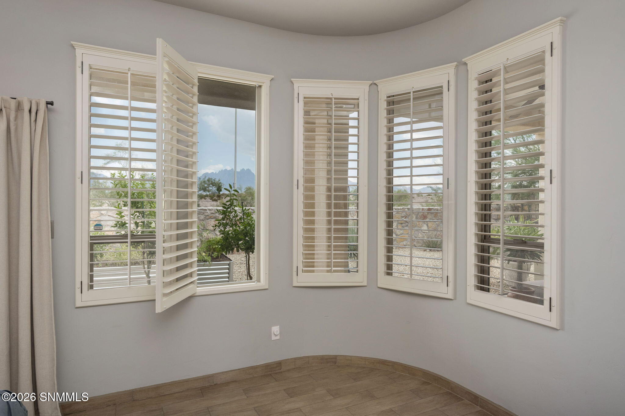 28-web-or-mls-Snappin Homes (Ceres4238)-