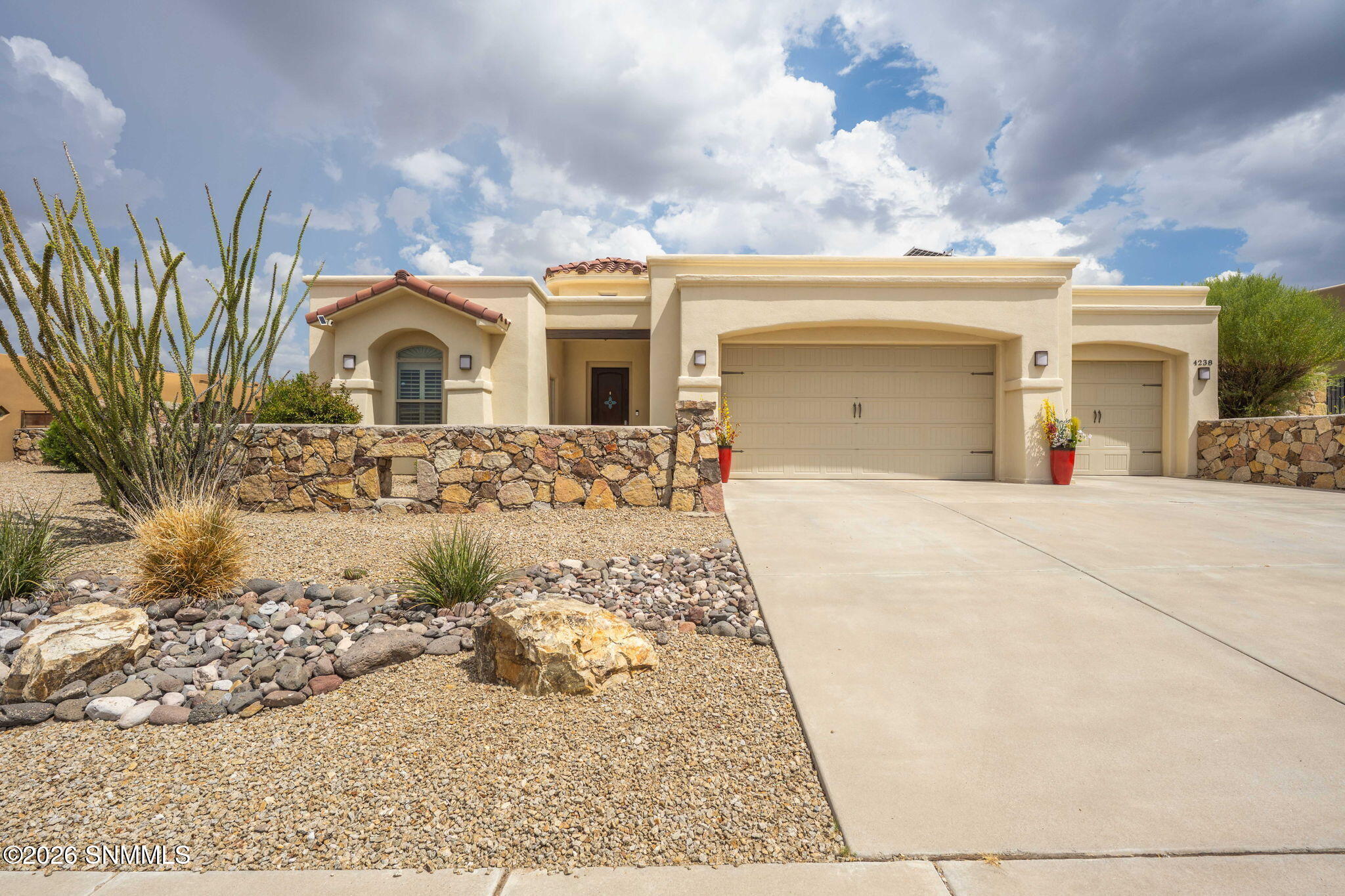 3-web-or-mls-Snappin Homes (Ceres4238)-3