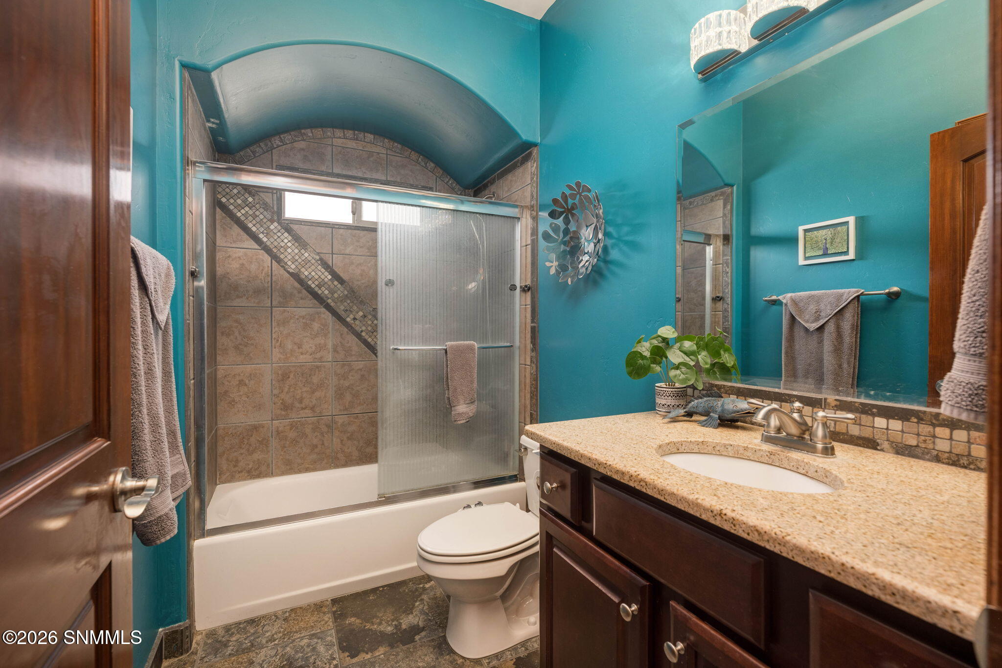 37-web-or-mls-Snappin Homes (Ceres4238)-