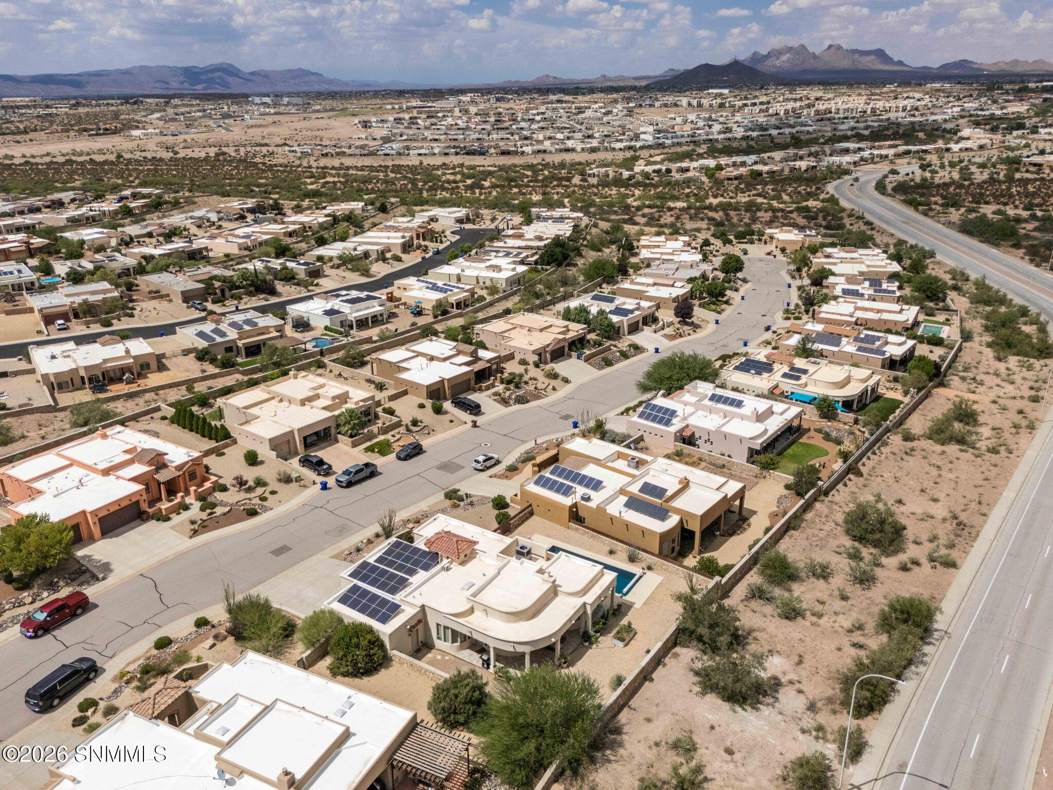 70-web-or-mls-Snappin Homes (Ceres4238)-