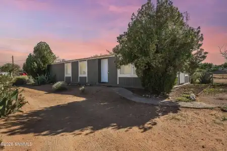 6744 Macarthur Road, Las Cruces, New Mexico 88012, 3 Bedrooms Bedrooms, ,2 BathroomsBathrooms,Residential,For Sale,Macarthur,2602694
