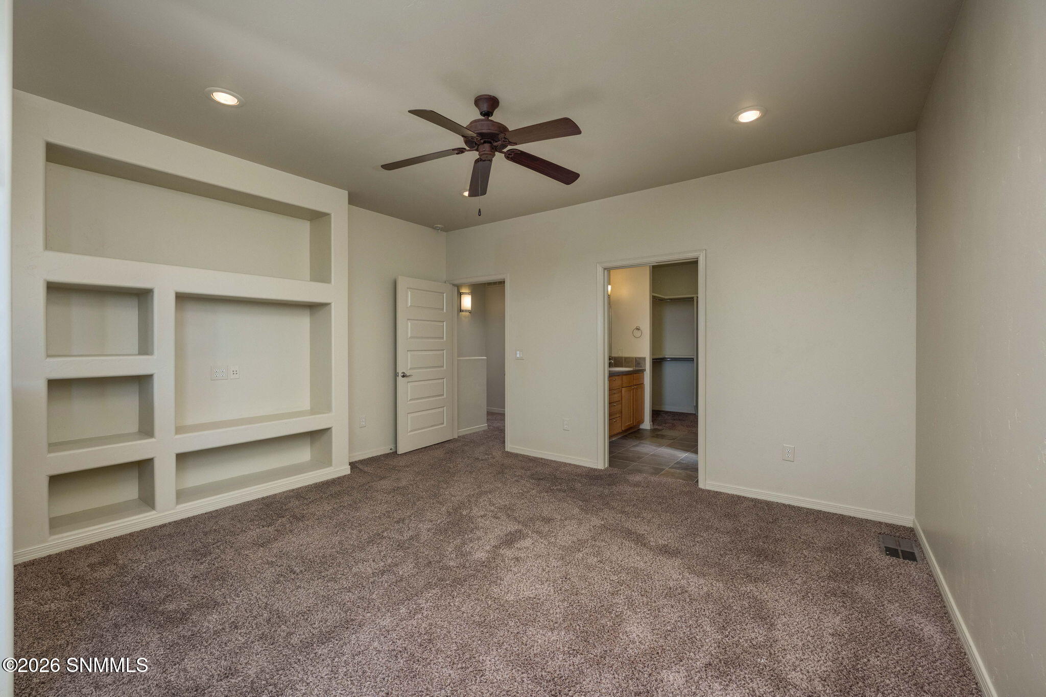 28-web-or-mls-Snappin Homes (Nambe4263)-