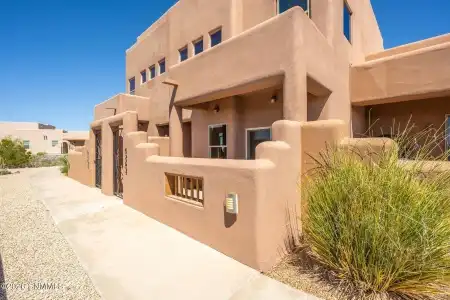 4263 Nambe Court, Las Cruces, New Mexico 88011, 2 Bedrooms Bedrooms, ,2.25 BathroomsBathrooms,Residential,For Sale,Nambe,2602926
