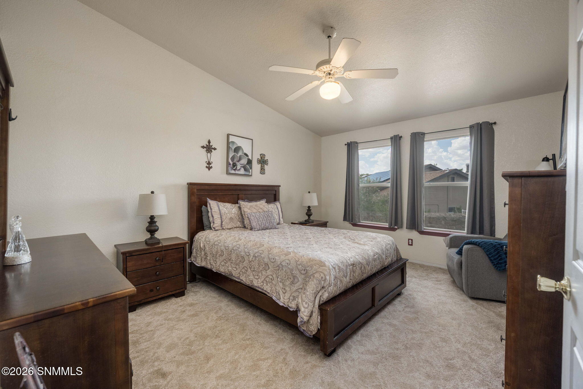 13-web-or-mls-Snappin Homes (Emerald5075