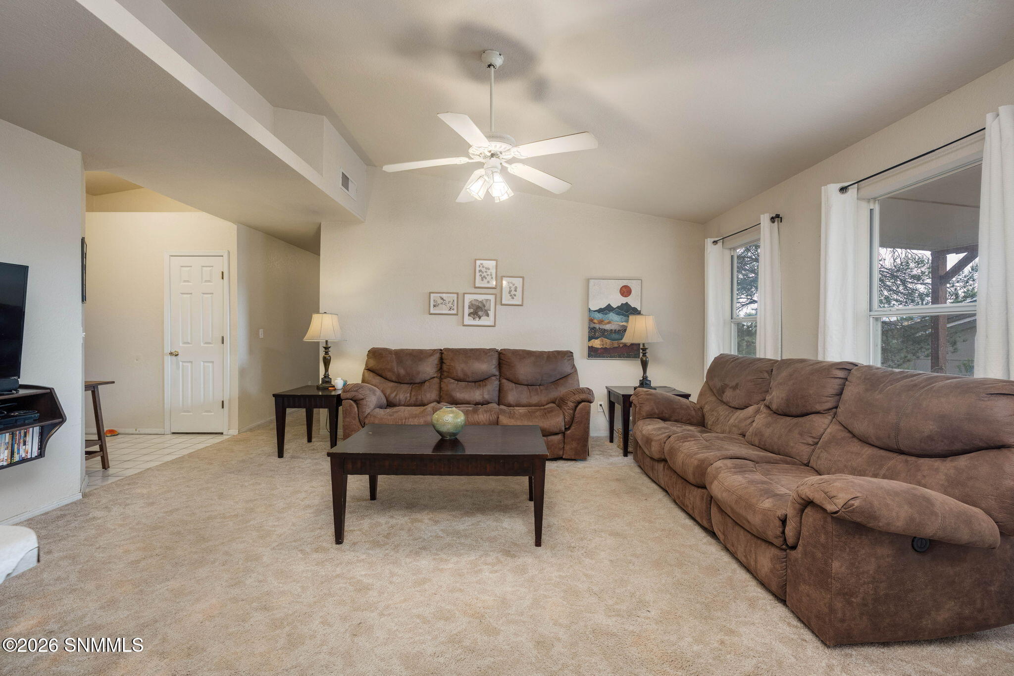 6-web-or-mls-Snappin Homes (Emerald5075)