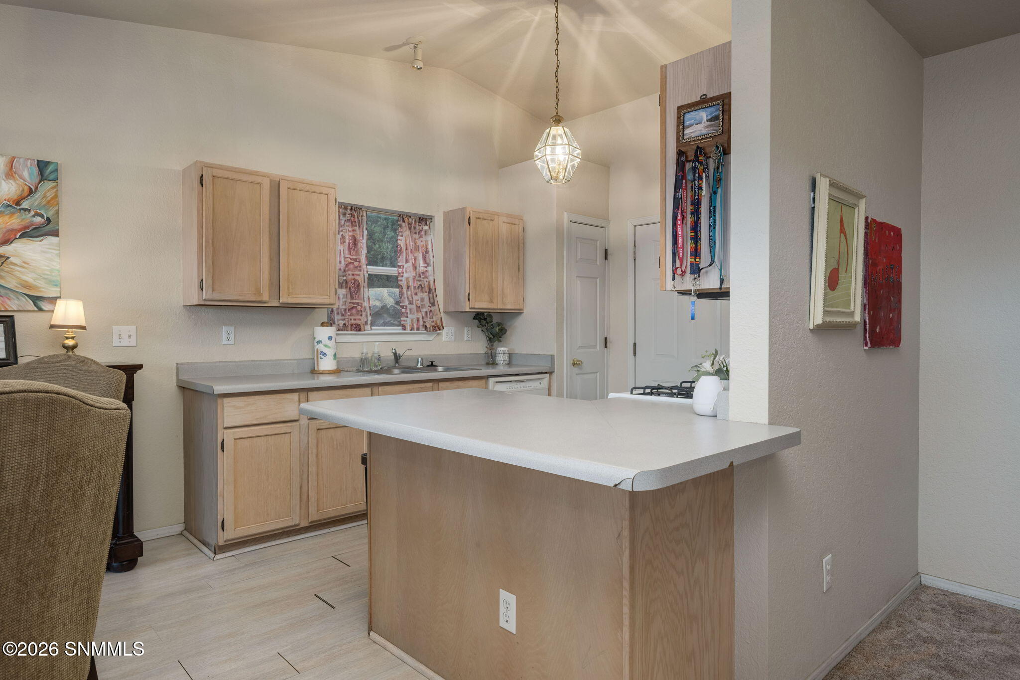 9-web-or-mls-Snappin Homes (Emerald5075)