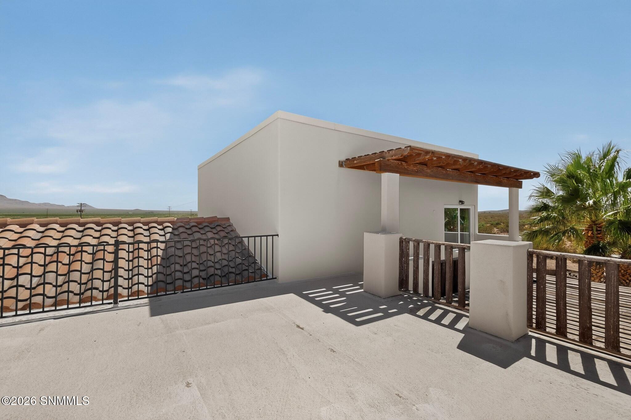 Rooftop Deck/Loft Patio