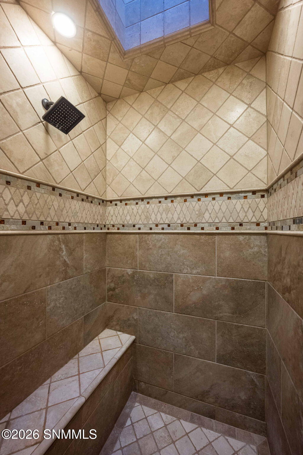 26-web-or-mls-Snappin Homes (LazoDelSur6