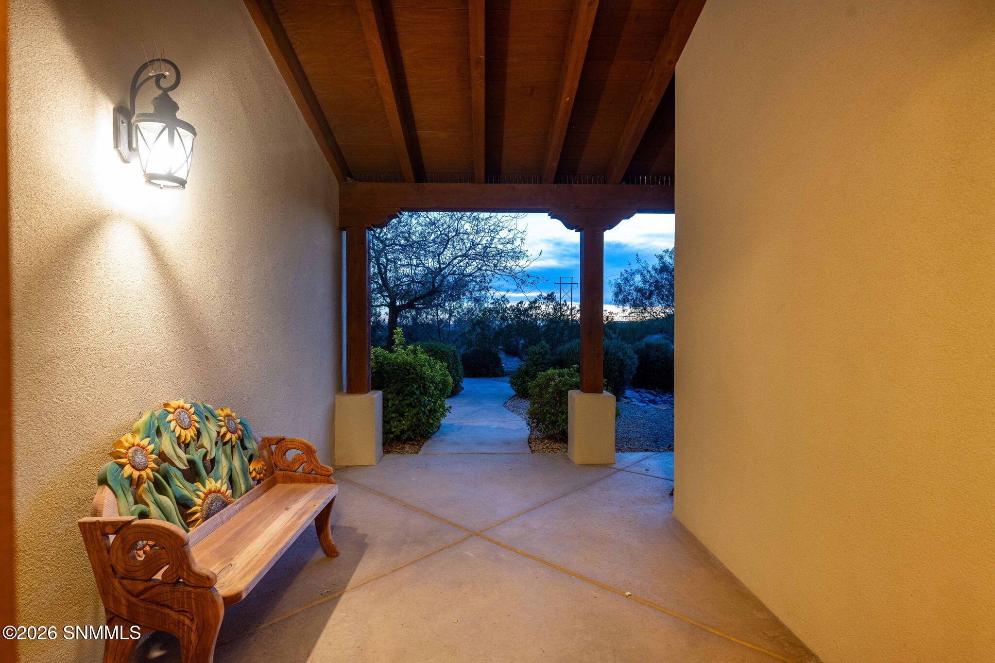 4-web-or-mls-Snappin Homes (LazoDelSur60