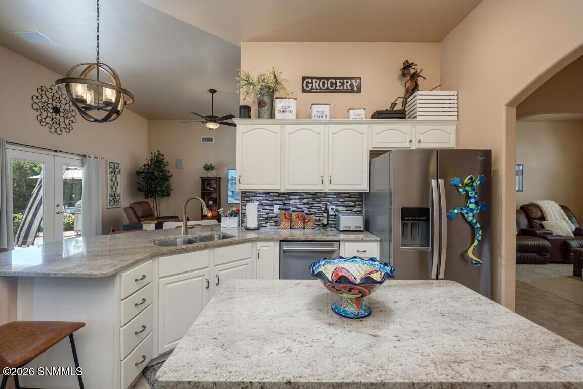 14-web-or-mls-Snappin Homes (CalleDeNube