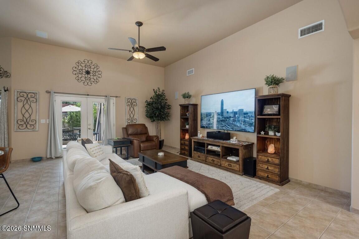 7-web-or-mls-Snappin Homes (CalleDeNubes