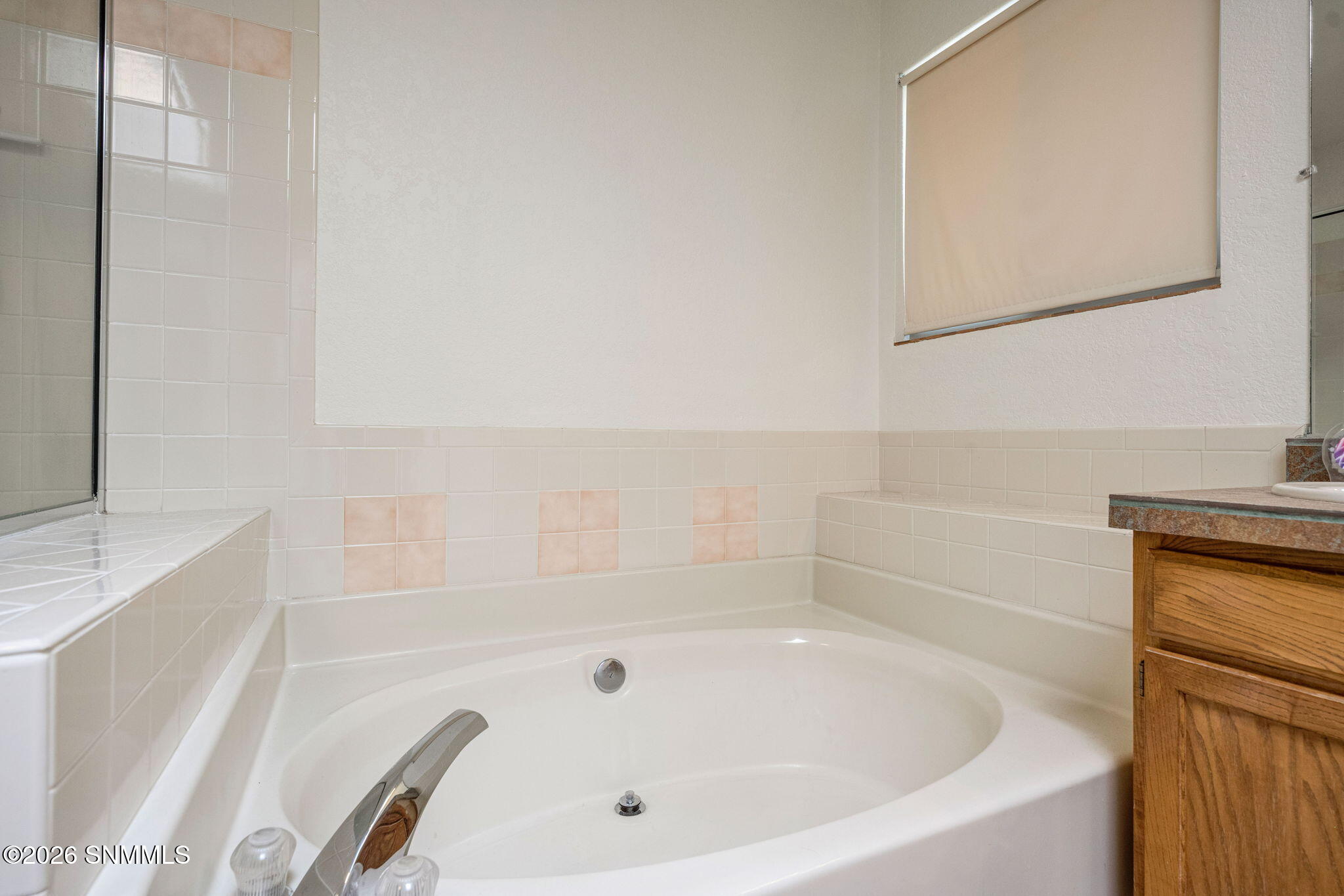 24-web-or-mls-Snappin Homes (BrightStar2