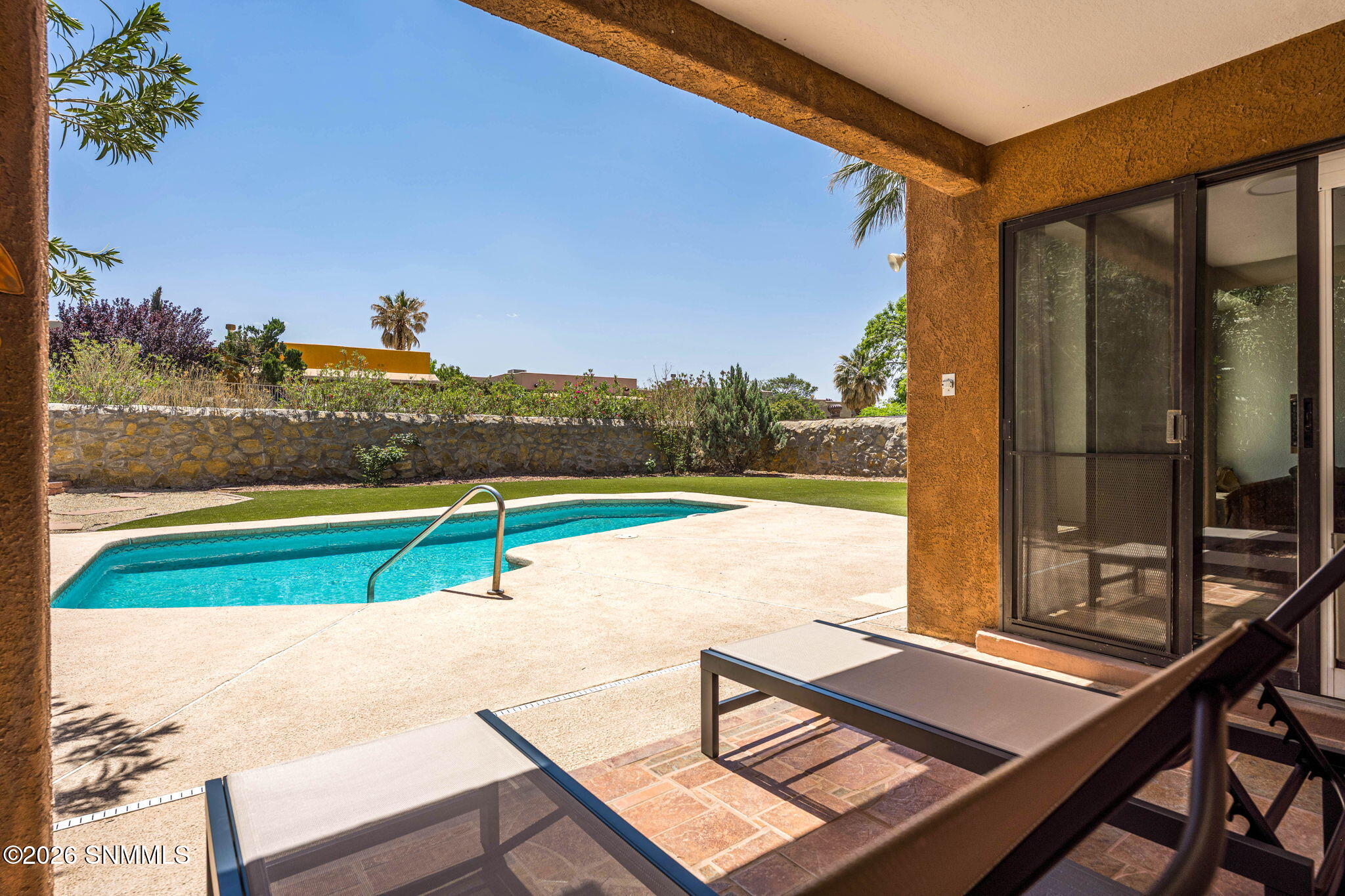 30-web-or-mls-Snappin Homes (BrightStar2