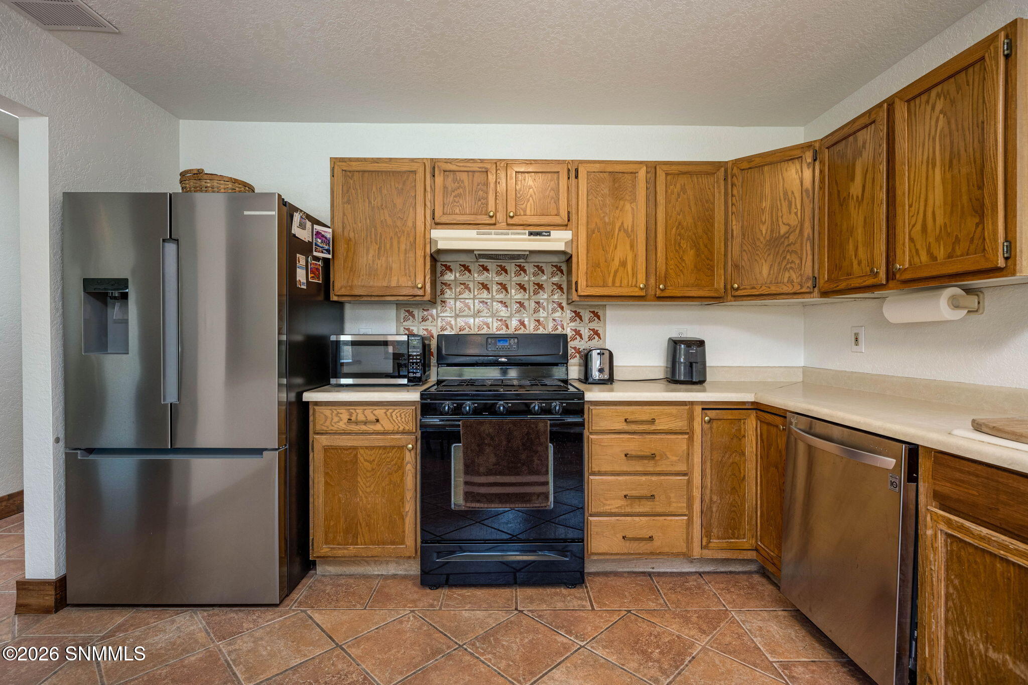 14-web-or-mls-Snappin Homes (BrightStar2