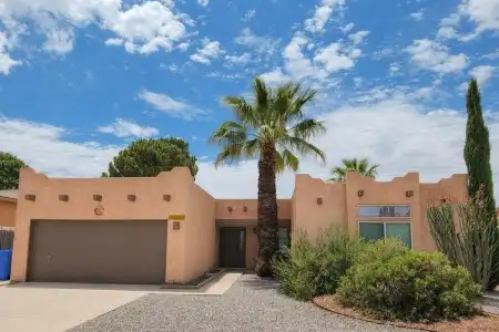 2248 Bright Star Avenue, Las Cruces, New Mexico 88011, 3 Bedrooms Bedrooms, ,2 BathroomsBathrooms,Residential,For Sale,Bright Star,2602940
